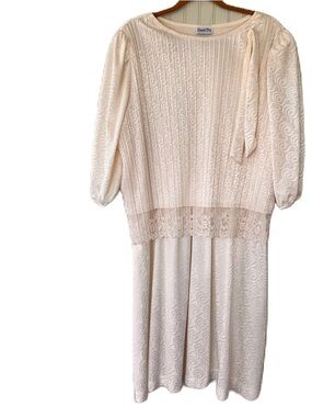 Sandi Dee Ivory Dress Pleated Top Lace Trim Sheen Swirl Bottom See Measurements